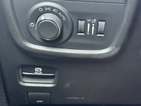 Certified 2024 Jeep Grand Cherokee Laredo w/ Luxury Tech Group I AWD/4WD image 25