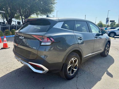 Used 2023 Kia Sportage LX AWD/4WD image 5