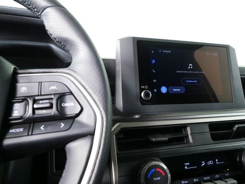 Used 2025 Toyota 4Runner SR5 image 12