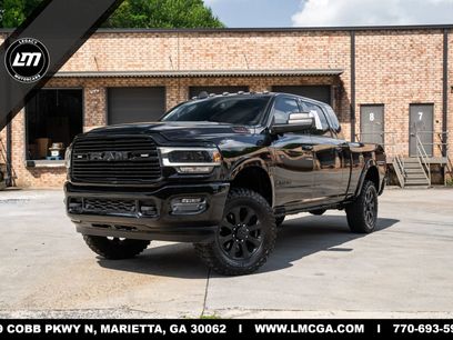 Used 2019 RAM 2500 Laramie w/ Black Appearance Package