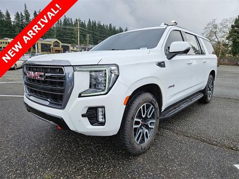 Used 2021 GMC Yukon XL AT4 image 1