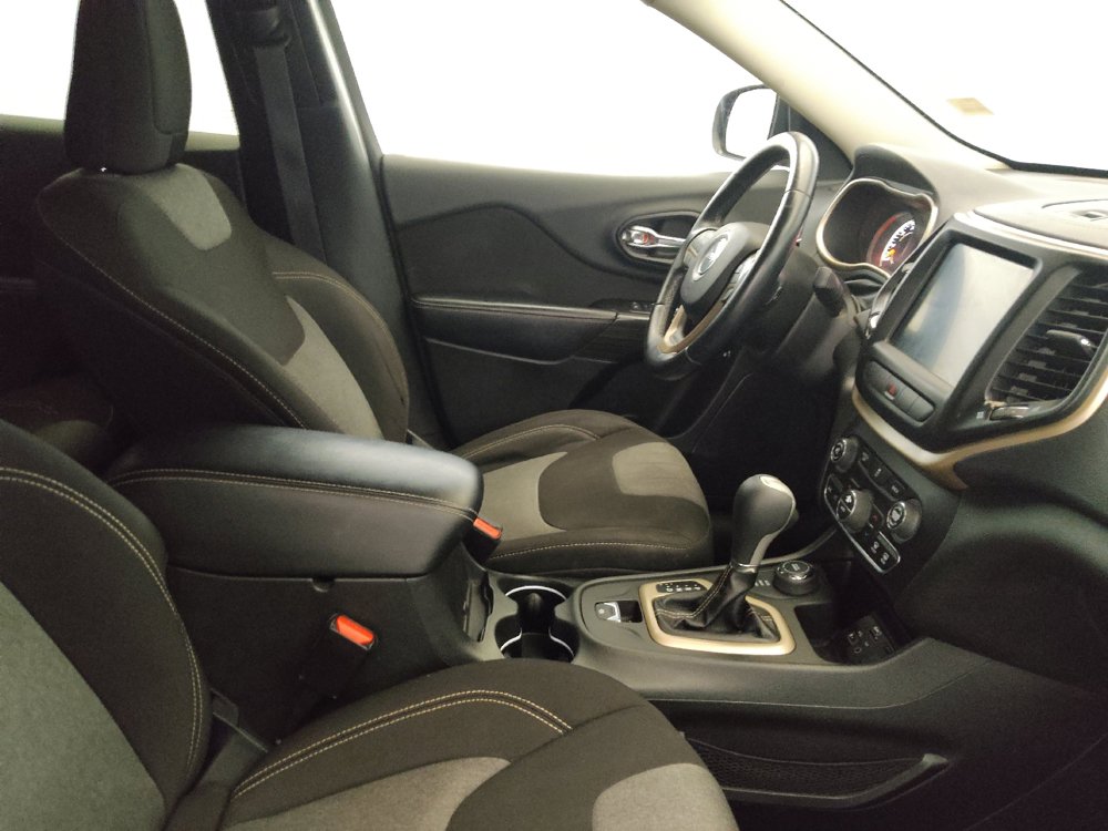 Used 2014 Jeep Cherokee Latitude w/ Comfort/Convenience Group AWD/4WD image 21