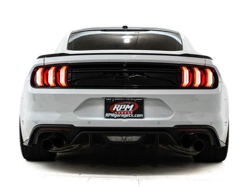 Used 2019 Ford Mustang GT w/ Equipment Group 301A RWD image 3