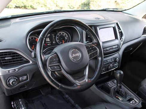 Used 2021 Jeep Cherokee Latitude Lux image 17