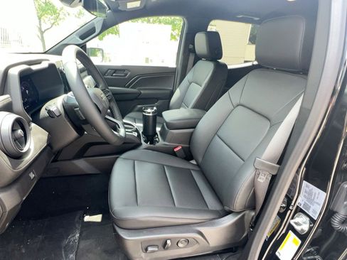 New 2025 Chevrolet Colorado Trail Boss w/ Midnight Edition image 12