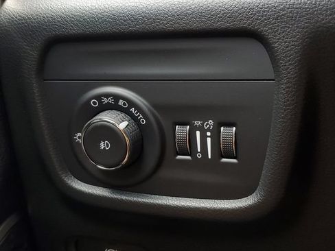 New 2026 Jeep Grand Cherokee L Limited AWD/4WD image 33