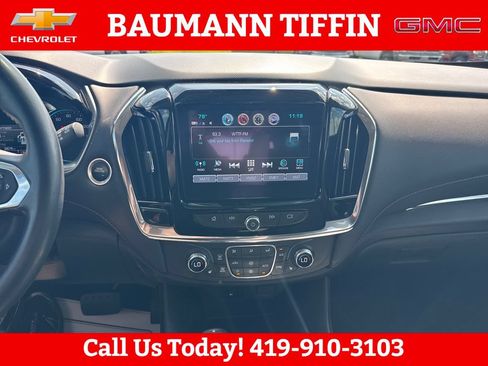 Used 2019 Chevrolet Traverse LT FWD image 11