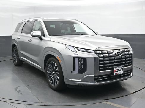 Used 2024 Hyundai Palisade Calligraphy AWD/4WD image 5