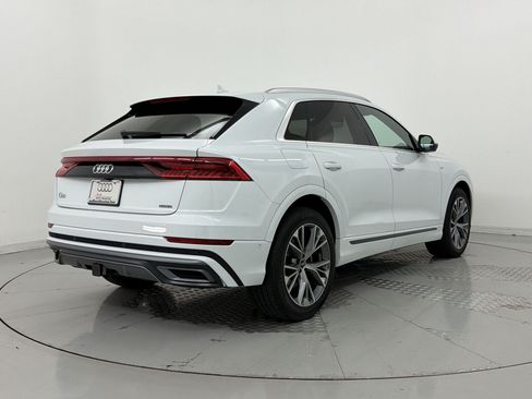 Used 2023 Audi Q8 Prestige AWD/4WD image 9