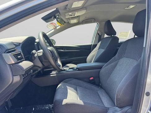 Used 2025 Toyota Camry LE FWD image 11