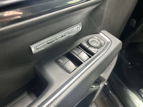 Certified 2023 GMC Sierra 1500 Denali AWD/4WD image 25