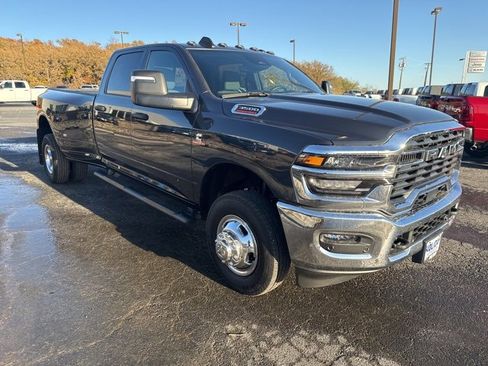 New 2026 RAM 3500 Tradesman image 7