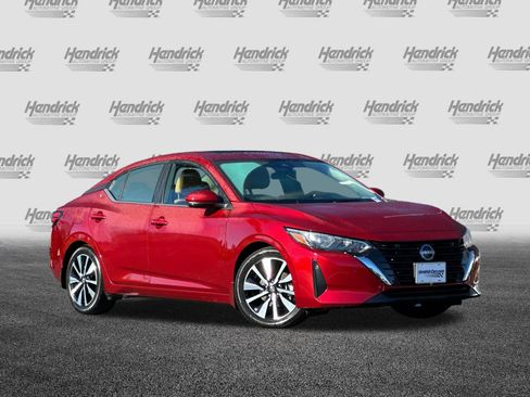 Used 2024 Nissan Sentra SV w/ SV Premium Package image 2