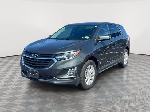 Used 2019 Chevrolet Equinox LT FWD image 3