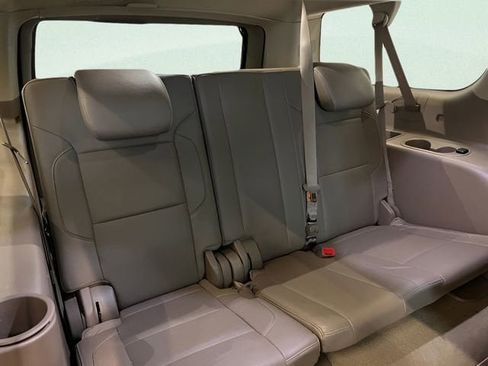 Used 2015 Chevrolet Suburban LTZ image 14