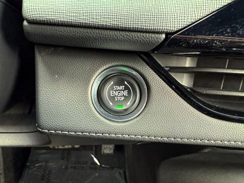 Certified 2025 Buick Enclave Sport Touring image 38