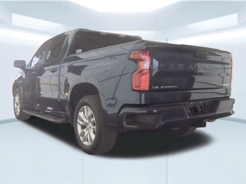 Used 2022 Chevrolet Silverado 1500 Custom w/ Safety Confidence Package image 4