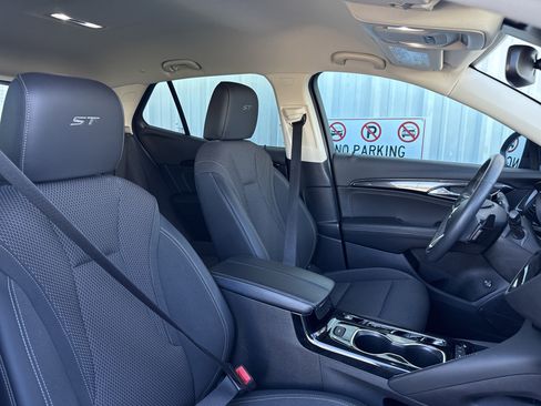 Used 2023 Buick Envision Preferred w/ Sport Touring Package image 34