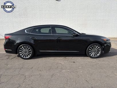 Used 2017 Kia Cadenza Premium w/ Luxury Package