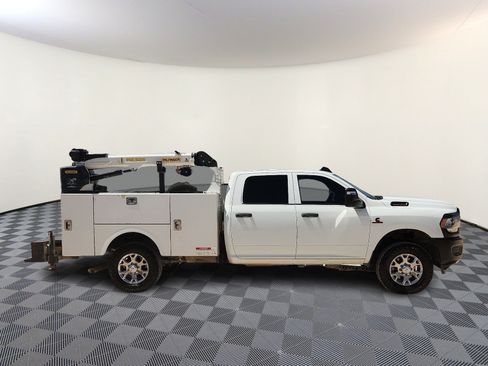 Used 2023 RAM 3500 Tradesman AWD/4WD image 5