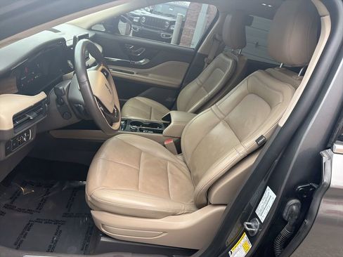 Used 2022 Lincoln Corsair Reserve w/ Elements Package image 13