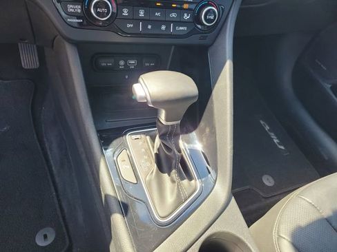 Used 2019 Kia Niro EX w/ EX Premium Package image 23