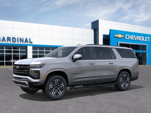 New 2026 Chevrolet Suburban Z71 w/ Comfort Package image 2