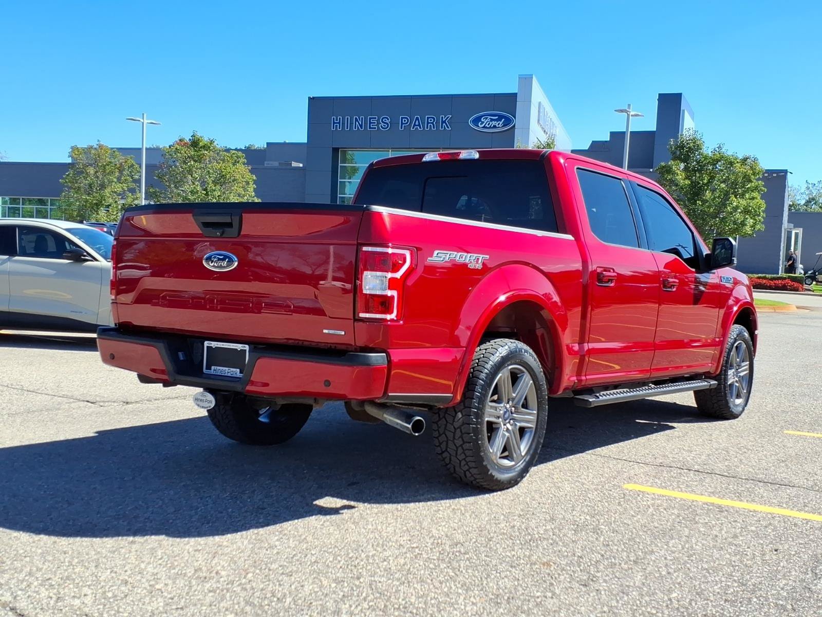 Used 2020 Ford F150 XLT w/ Equipment Group 302A Luxury AWD/4WD image 7