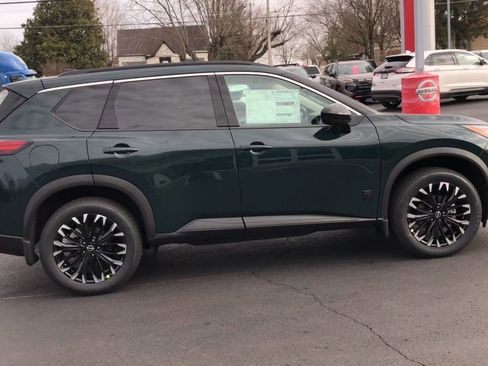 New 2026 Nissan Rogue SV image 9