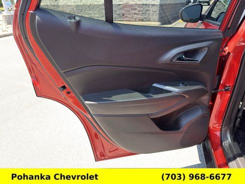 Used 2024 Chevrolet Trax ACTIV w/ Driver Confidence Package FWD image 25