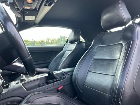 Used 2018 Ford Mustang GT Premium w/ Equipment Group 401A RWD image 22