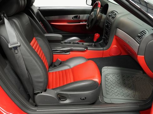 Used 2002 Ford Thunderbird image 36