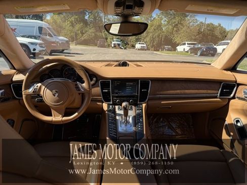 Used 2016 Porsche Panamera Turbo image 19
