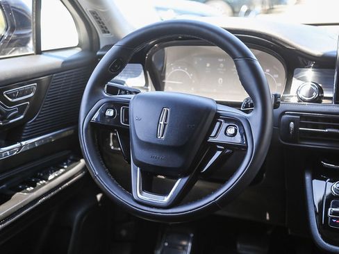 Used 2022 Lincoln Corsair FWD w/ Equipment Group 101A image 13