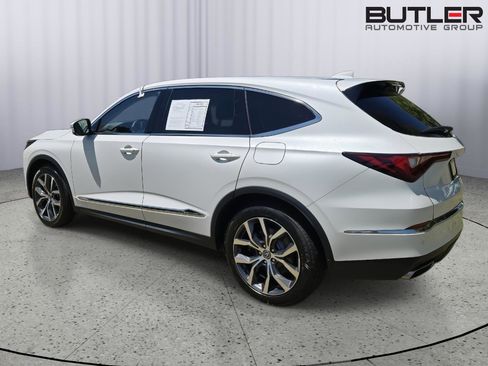 Certified 2023 Acura MDX FWD w/ Technology Package image 7