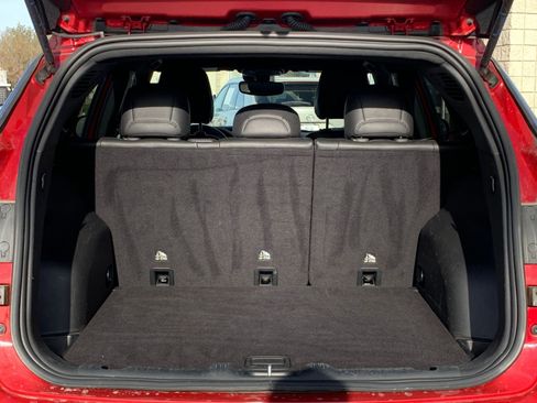 Used 2025 Jeep Compass Latitude image 30