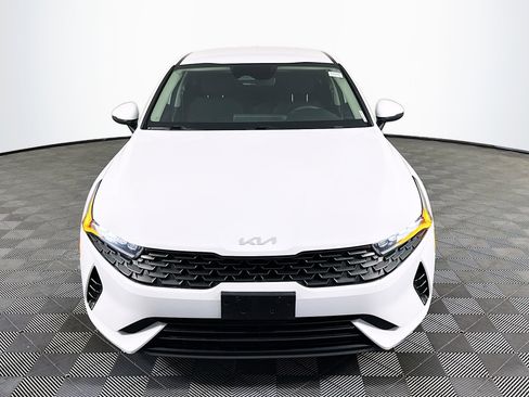 Used 2022 Kia K5 LX image 2