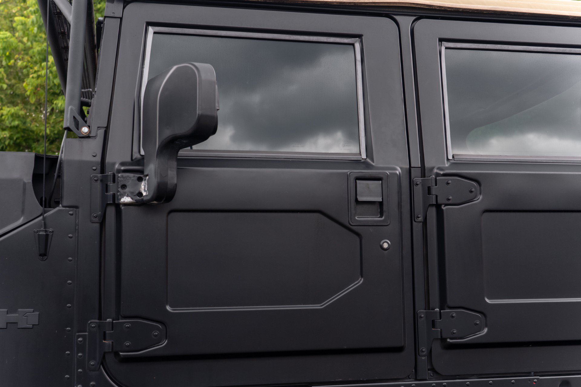 Used 2001 HUMMER H1 4-Door Open Top AWD/4WD image 67