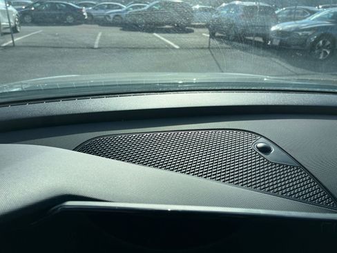 Used 2025 Hyundai Elantra SEL image 18