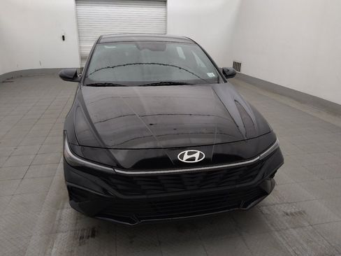 Used 2025 Hyundai Elantra Sport FWD image 14