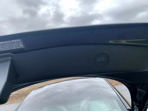 Used 2021 Tesla Model 3 Standard Range Plus image 33