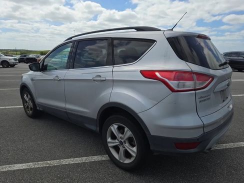 Used 2014 Ford Escape SE w/ Equipment Group 201A image 2