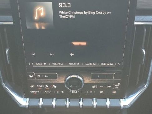 Used 2024 GMC Acadia Elevation image 35