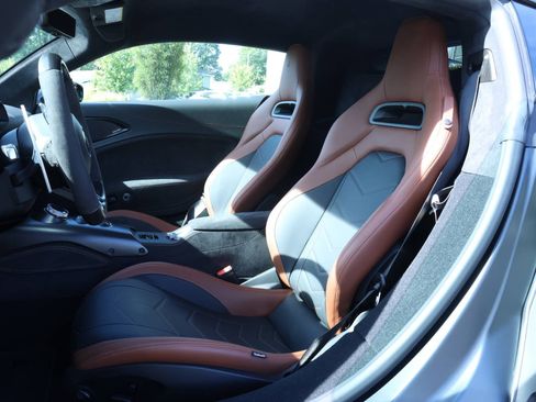 Used 2023 Maserati MC20 Coupe image 9