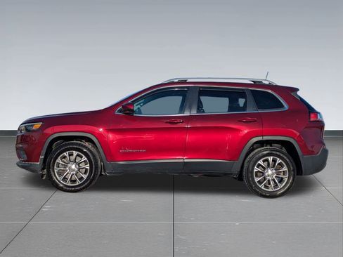 Used 2019 Jeep Cherokee Latitude Plus w/ Cold Weather Group image 3