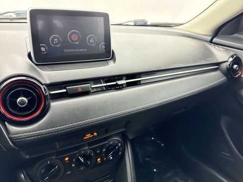 Used 2017 MAZDA CX-3 Sport image 16