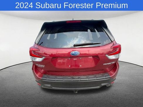 Used 2024 Subaru Forester Premium AWD/4WD image 14