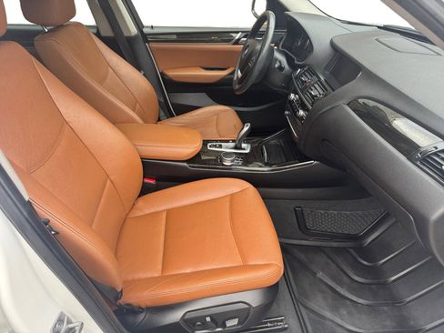 Used 2017 BMW X3 xDrive28i w/ Premium Package image 12