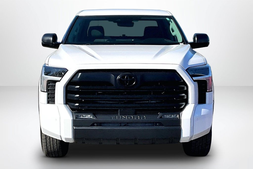 Used 2023 Toyota Tundra SR5 w/ SR5 Convenience Package AWD/4WD image 2