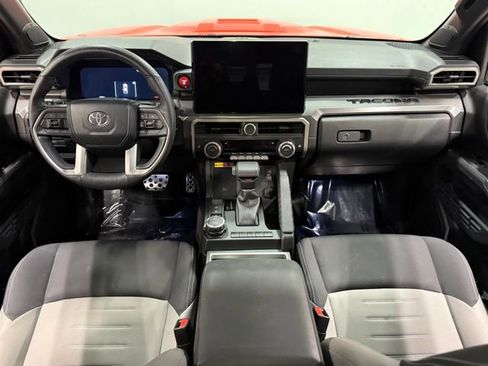 Used 2024 Toyota Tacoma TRD Sport image 36